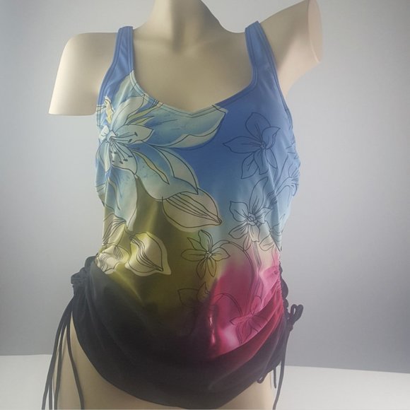 Christina Tankini Top Women's swimsuit black floral pattern wired sz 8D - Picture 2 of 11